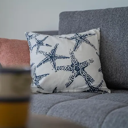 Laurel 아파트 티스노