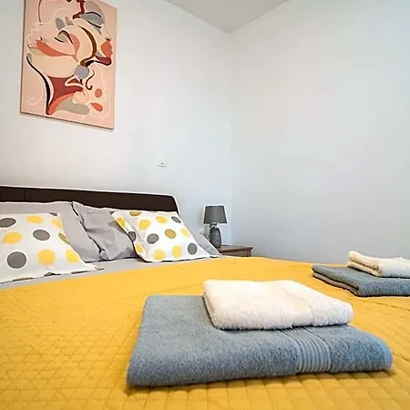 Apartment Laurel *